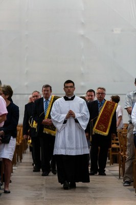 Juin19_OrdinationPresbyteraleJordanPeretel008.jpg