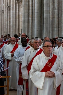 Juin19_OrdinationPresbyteraleJordanPeretel013.jpg