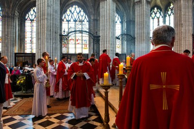 Juin19_OrdinationPresbyteraleJordanPeretel020.jpg