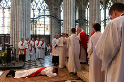 Juin19_OrdinationPresbyteraleJordanPeretel072.jpg