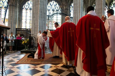 Juin19_OrdinationPresbyteraleJordanPeretel078.jpg