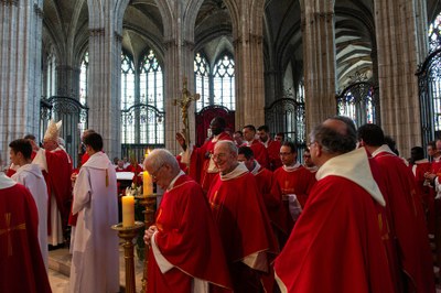 Juin19_OrdinationPresbyteraleJordanPeretel080.jpg