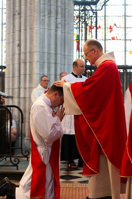 Juin19_OrdinationPresbyteraleJordanPeretel083.jpg