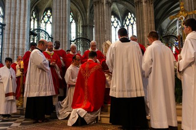 Juin19_OrdinationPresbyteraleJordanPeretel107.jpg