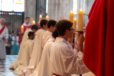 Juin19_OrdinationPresbyteraleJordanPeretel139.jpg