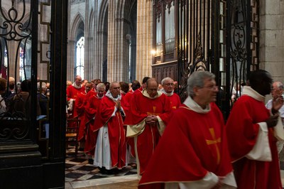 Juin19_OrdinationPresbyteraleJordanPeretel172.jpg