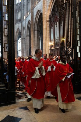 Juin19_OrdinationPresbyteraleJordanPeretel175.jpg