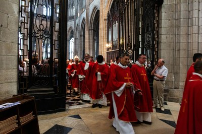 Juin19_OrdinationPresbyteraleJordanPeretel179.jpg