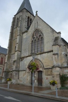 photo-eglise-gisors.jpg